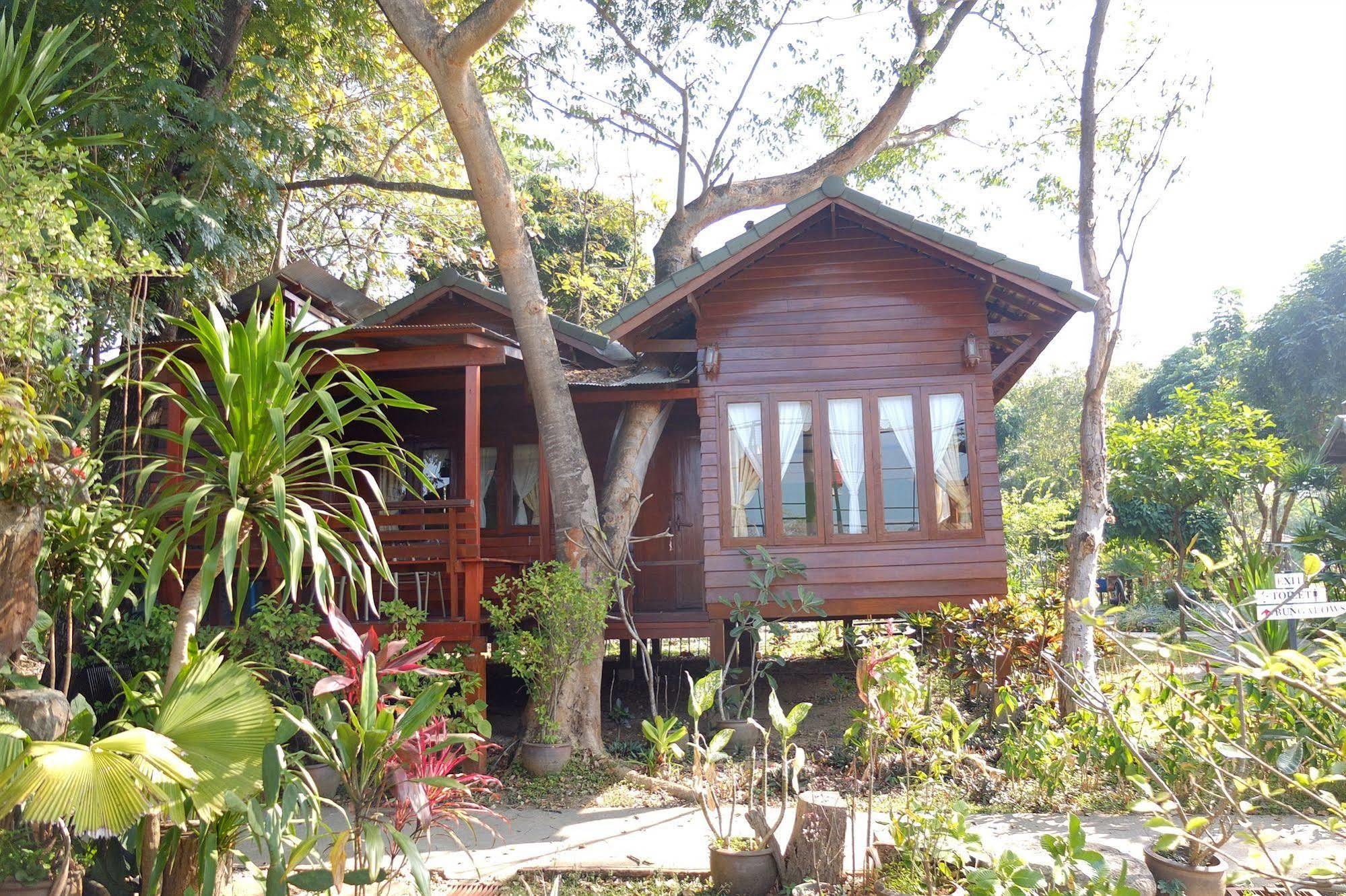 Tianna Garden Village チエンマイ エクステリア 写真